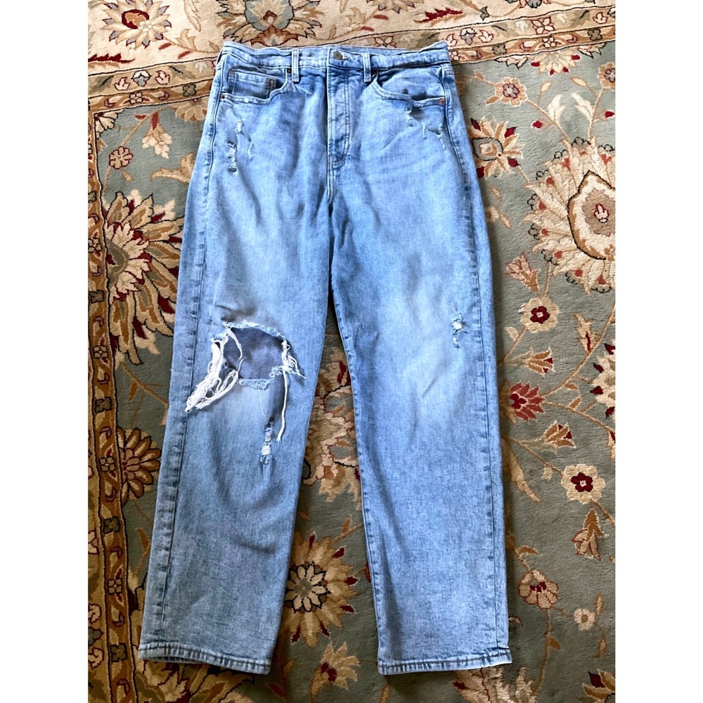 Old Navy Sky Hi Straight Jeans Size 12 Extra High Rise Light Wash Distressed